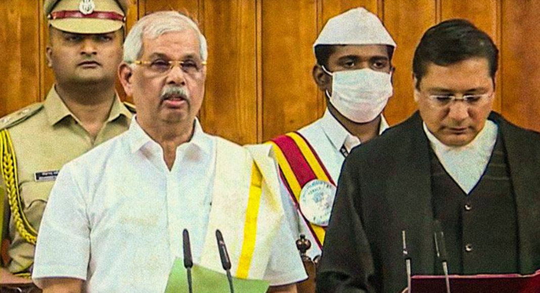 രാജേന്ദ്ര വിശ്വനാഥ് ആര്‍ലെകര്‍ കേരള ഗവര്‍ണറായി ചുമതലയേറ്റു