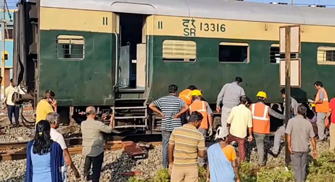 തമിഴ്നാട് വില്ലുപുരത്ത് പാസഞ്ചർ ട്രെയിൻ പാളം തെറ്റി ; ആളപായമില്ല
