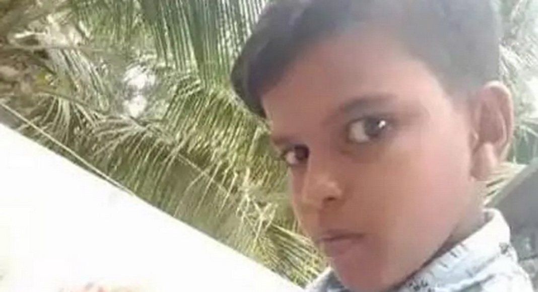 മസാജ് യന്ത്രം പ്രവര്‍ത്തിപ്പിക്കുന്നതിനിടെ ഷോക്കേറ്റ് വിദ്യാര്‍ത്ഥി മരിച്ചു