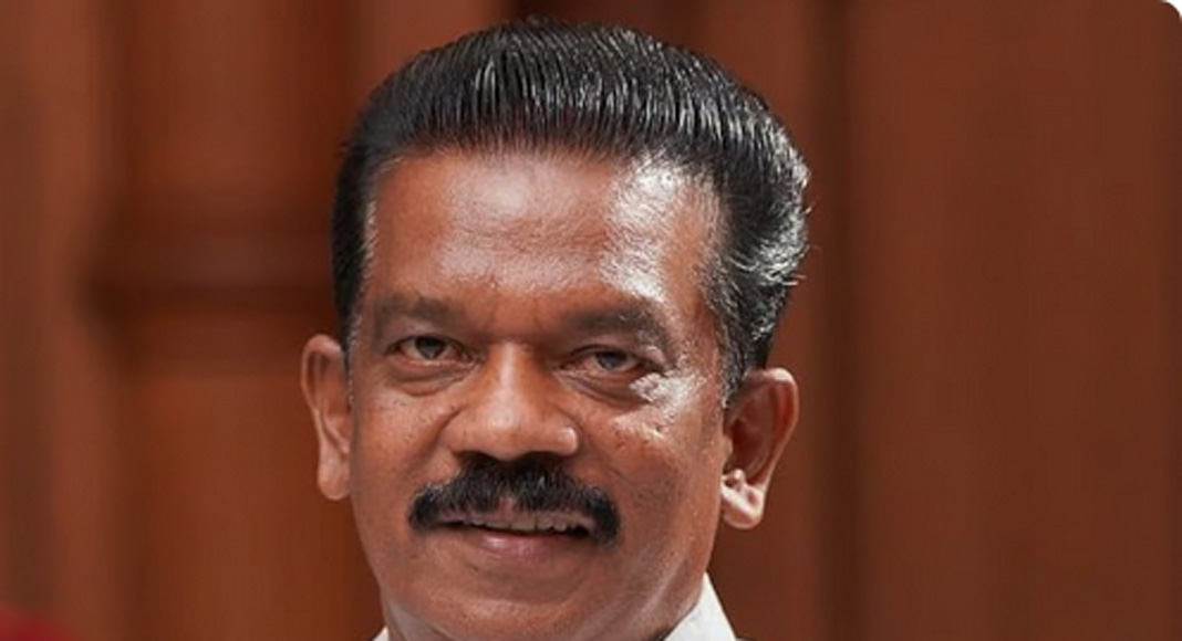 ട്രൈബൽ വകുപ്പിന്റെ ചുമതലയിൽ ഉന്നതകുലജാതൻ വരണമെന്ന സുരേഷ് ഗോപിയുടെ പ്രസ്താവന ഭരണഘടനാ വിരുദ്ധമെന്ന് കെ രാധാകൃഷ്ണൻ എം പി
