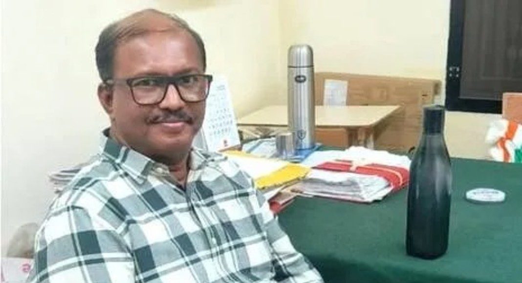 കൈക്കൂലി കേസ് : മുൻ എറണാകുളം ആർ ടി ഒയ്ക്ക് ജാമ്യം