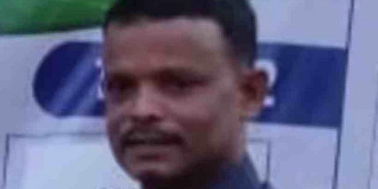 മലപ്പുറം കോഡൂരിൽ സ്വകാര്യബസ് ജീവനക്കാര്‍ മര്‍ദ്ദിച്ച ഓട്ടോ ഡ്രൈവര്‍ കുഴഞ്ഞുവീണ് മരിച്ചു