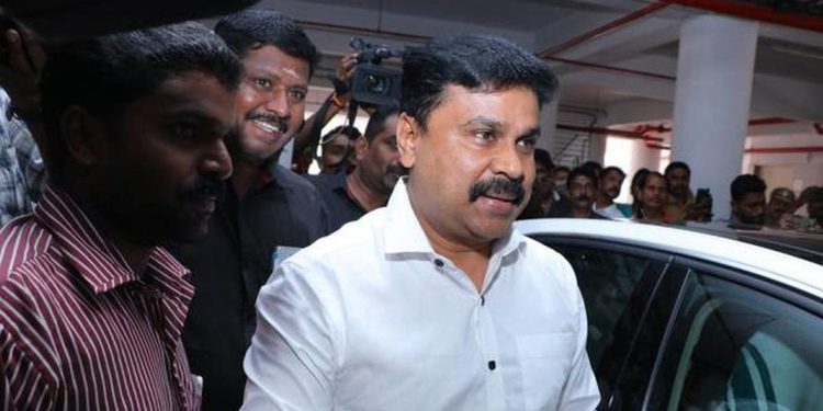 നടിയെ ആക്രമിച്ച കേസില്‍ നടന്‍ ദിലീപിന് തിരിച്ചടി
