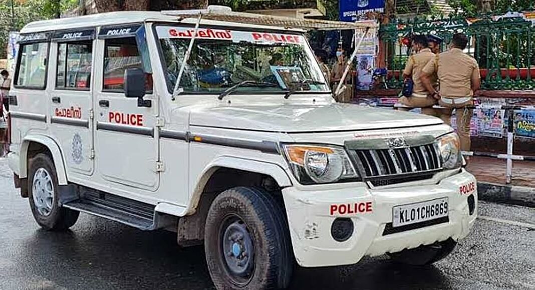 ഇടപ്പള്ളിയിൽ സ്വകാര്യ ബസ് ജീവനക്കാർ തമ്മിലടിച്ചു