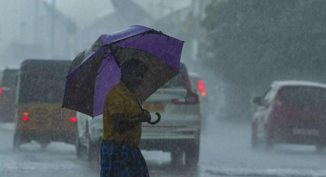കേരളത്തിൽ ഒറ്റപെട്ടയിടങ്ങളിൽ ഇന്നും നാളെയും ഇടിമിന്നലോടുകൂടിയ മഴയ്ക്ക് സാധ്യത