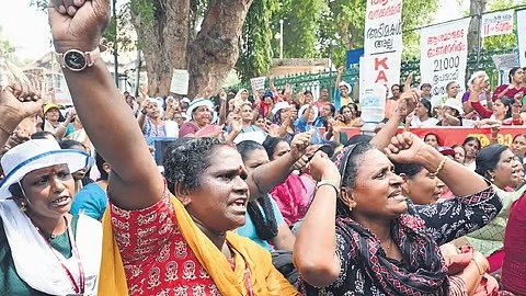 ആശ വര്‍ക്കര്‍മാരെ വീണ്ടും ചര്‍ച്ചയ്ക്ക് ക്ഷണിച്ച് സര്‍ക്കാര്‍