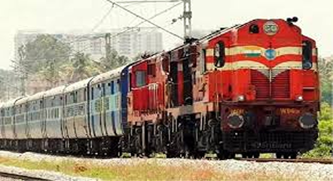 തത്കാൽ ടിക്കറ്റ് ബുക്കിങ് സമയത്തിൽ മാറ്റമില്ലെന്ന് ഇന്ത്യൻ റെയിൽവേ