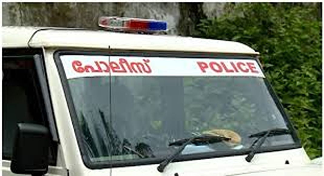 ബേക്കലില് രേഖകളില്ലാതെ കടത്താൻ ശ്രമിച്ച ഒരു കോടി രൂപ പിടികൂടി