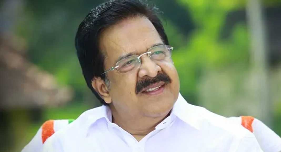 രമേശ് ചെന്നിത്തലയെ മുംബൈ പോലീസ് കസ്റ്റഡിയിലെടുത്തു