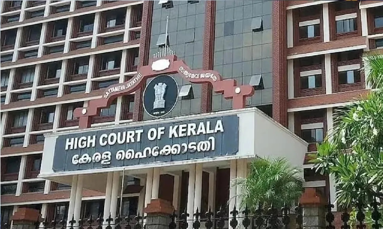 ഫോൺ ചോർത്തൽ വിവാദത്തിൽ പി.വി അൻവറിന് ഹൈക്കോടതിയുടെ രൂക്ഷ വിമർശനം
