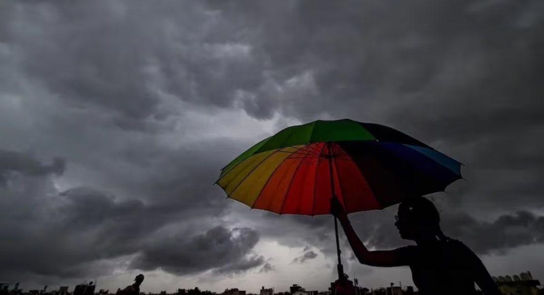 സംസ്ഥാനത്ത് ആശ്വാസമായി മഴ കുറയുന്നു ; നാളെ മുതൽ മുന്നറിയിപ്പ് ഇല്ല