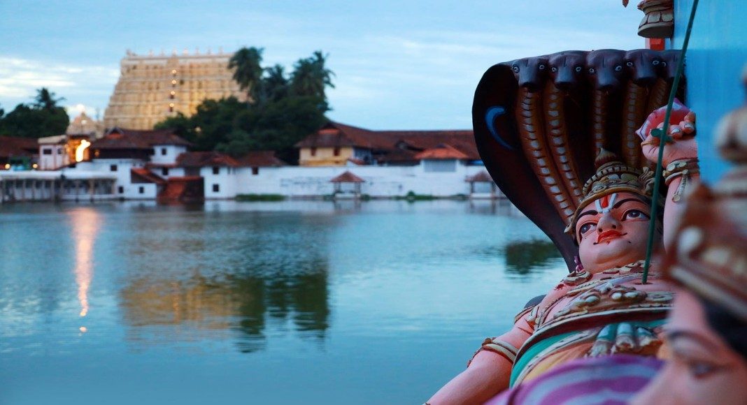 മെറ്റാ ഗ്ലാസ് ധരിച്ച് പത്മനാഭസ്വാമി ക്ഷേത്രത്തിലെത്തിയ ആൾ കസ്റ്റഡിയിൽ