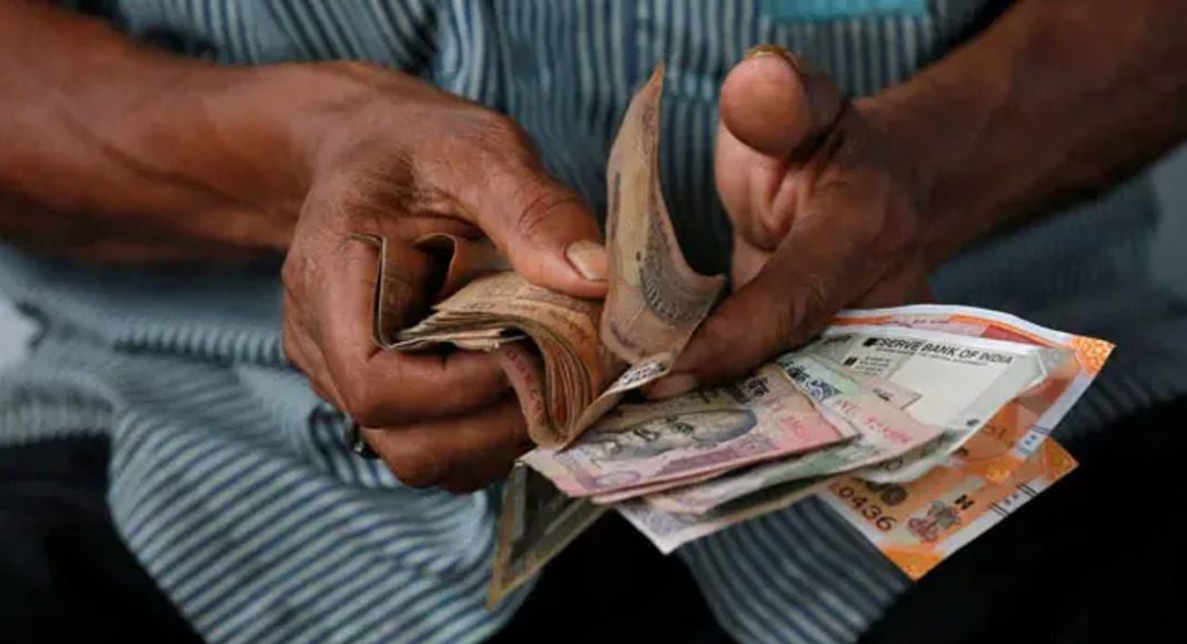 ജൂലൈ മാസത്തിലെ ക്ഷേമ പെൻഷൻ വിതരണത്തിനായി 831 കോടി രൂപ അനുവദിച്ചു