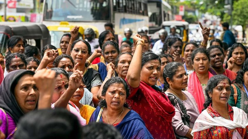 സമരം ശക്തമാക്കാൻ ആശാവർക്കർമാർ ; 1000 പ്രതിഷേധ സദസുകൾ നടത്തും