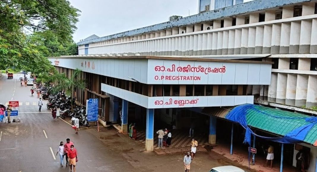 കോട്ടയം മെ​ഡി​ക്ക​ൽ​ കോ​ളേജി​ൽ പൈപ്പ് പൊട്ടി സി.എസ്.ആർ മുറിയിൽ വെള്ളക്കെട്ട്