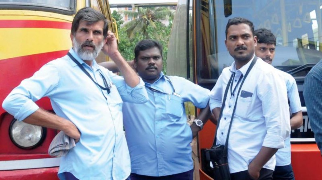 ദേശീയ പണിമുടക്കിൽ പങ്കെടുക്കരുതെന്ന ഗതാഗത മന്ത്രിയുടെ നിർദേശം തള്ളി കെഎസ്ആർടിസി