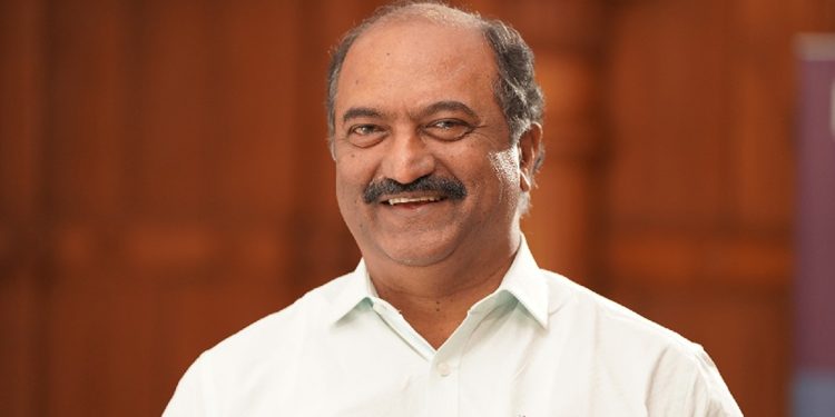 ത്രിതല പഞ്ചായത്തുകള്ക്കും നഗരസഭകള്ക്കുമായി 1610 കോടി രൂപകൂടി അനുവദിച്ചതായി ധനകാര്യ മന്ത്രി
